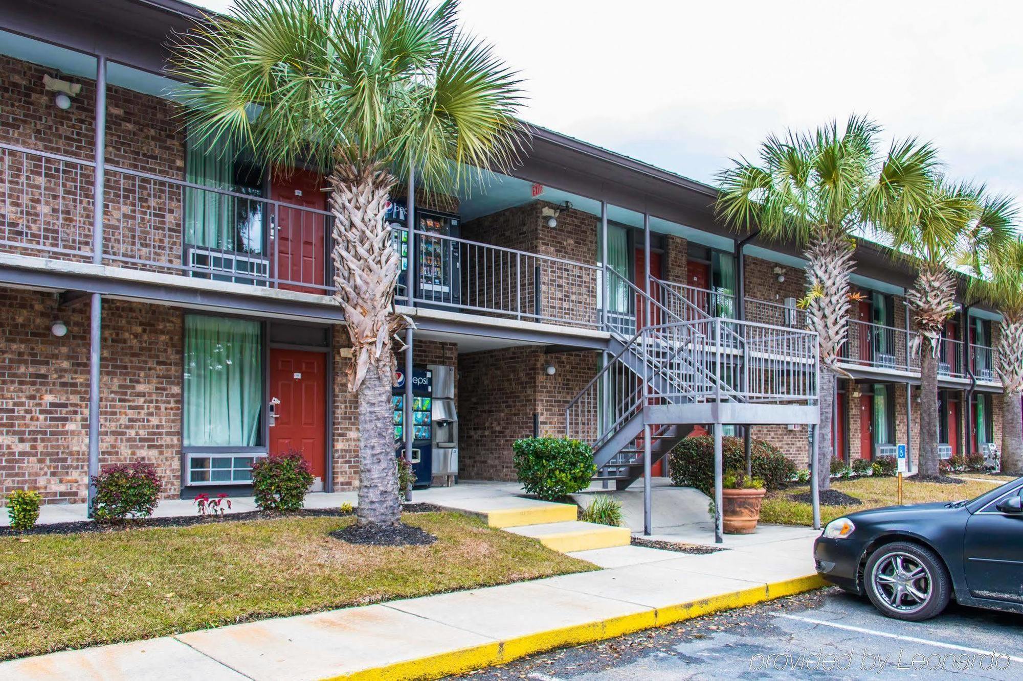 Rodeway Inn St. Helena - Beaufort South Frogmore Exterior photo