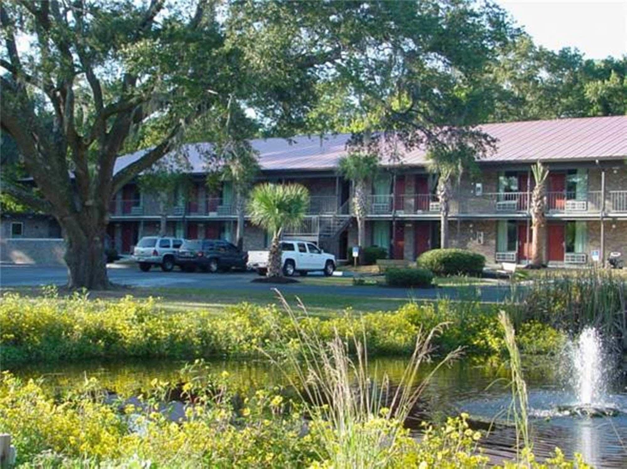 Rodeway Inn St. Helena - Beaufort South Frogmore Exterior photo